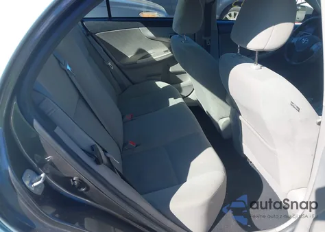 2013 Toyota Corolla Le z USA, uszkodzony, nr VIN 2T1BU4EE5DC114497